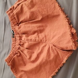 Mustard shorts distressed size 5 fashion nova